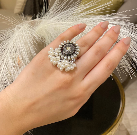Silver Adjustable ring with Pearl embel