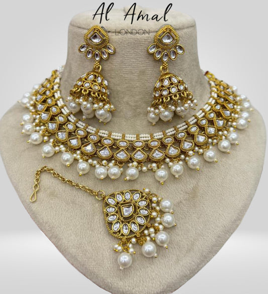 NOOR Kundan set